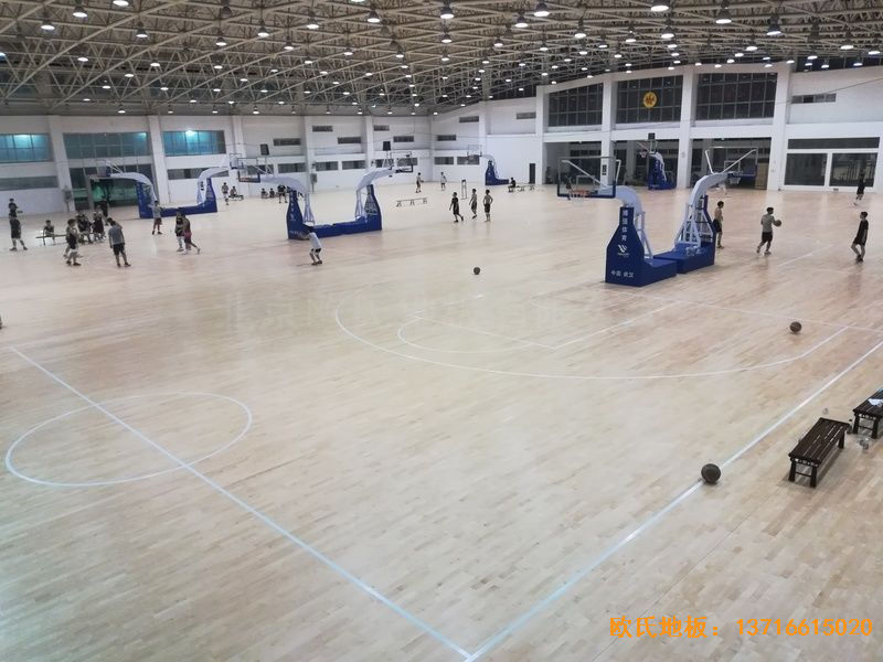 武漢體育學院體育木地板施工案例