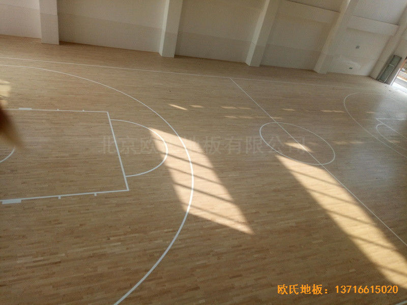 洛陽伊水小學籃球館運動木地板鋪設案例1