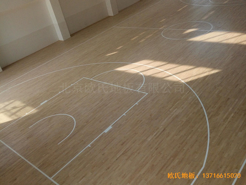 洛陽伊水小學籃球館運動木地板鋪設案例5