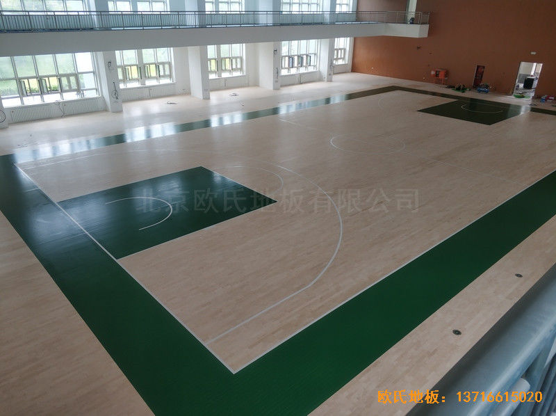 潭柘寺1311武警部隊籃球館運動木地板安裝案例0