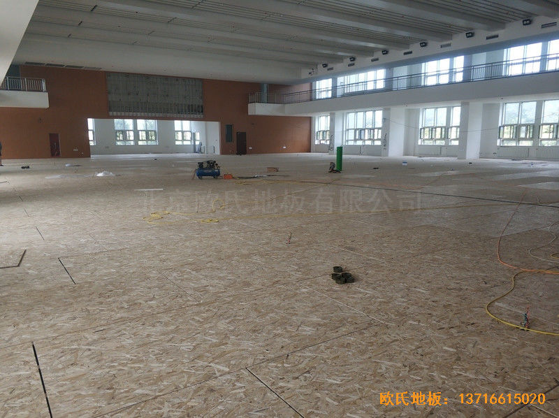 潭柘寺1311武警部隊籃球館運動木地板安裝案例3