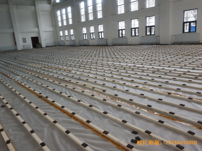 西安63751部隊籃球館體育木地板施工案例1