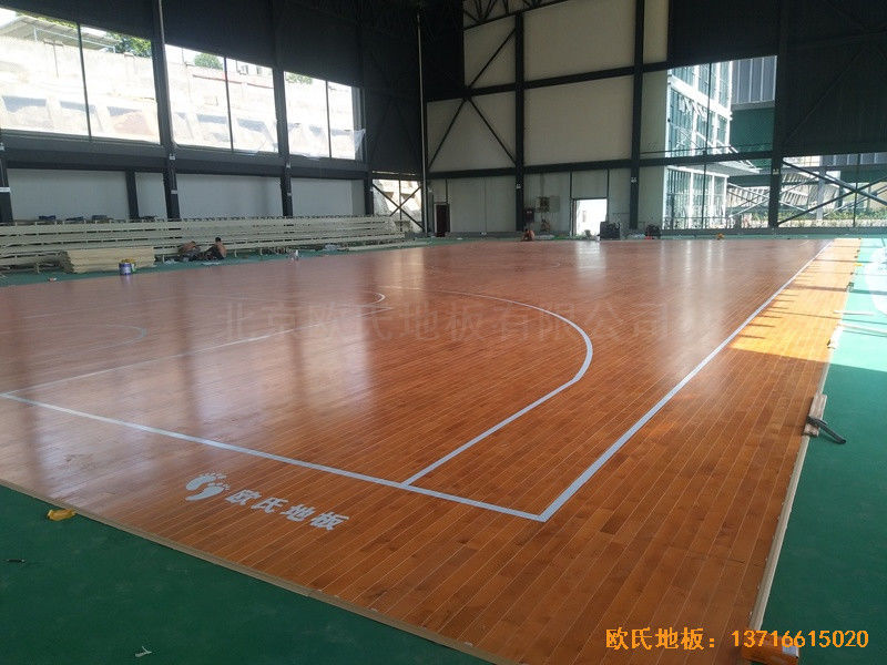 四川瀘州合江縣人民法院籃球館體育木地板施工案例0