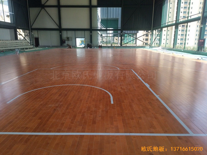 四川瀘州合江縣人民法院籃球館體育木地板施工案例1