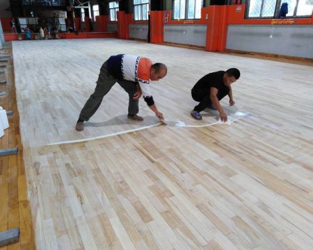 籃球木地板場館翻新