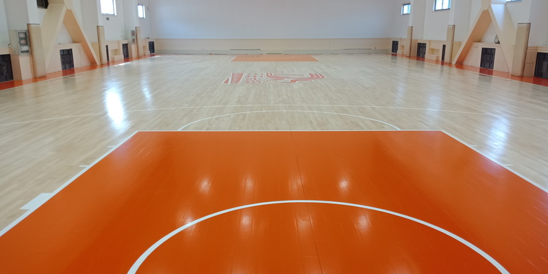 北方溫泉會議中心籃球場運動木地板施工案例2