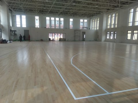 山東濟南唐冶城籃球館楓樺A級板安裝