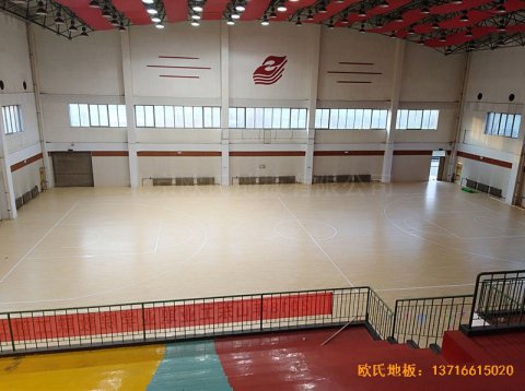 山東淄博工業職業學院籃球館運動地板