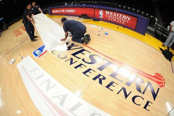 解密NBA地板有何講究,多久換一次,用什么材質做成的?2