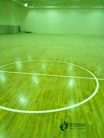 室內籃球館木地板價格范圍2